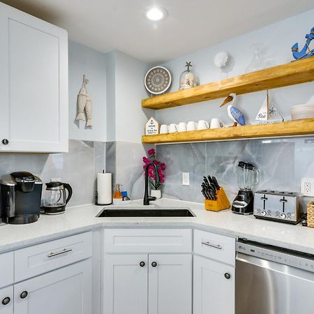 Seaside Retreat In Galveston Near Pleasure Pier! Vila Exterior foto